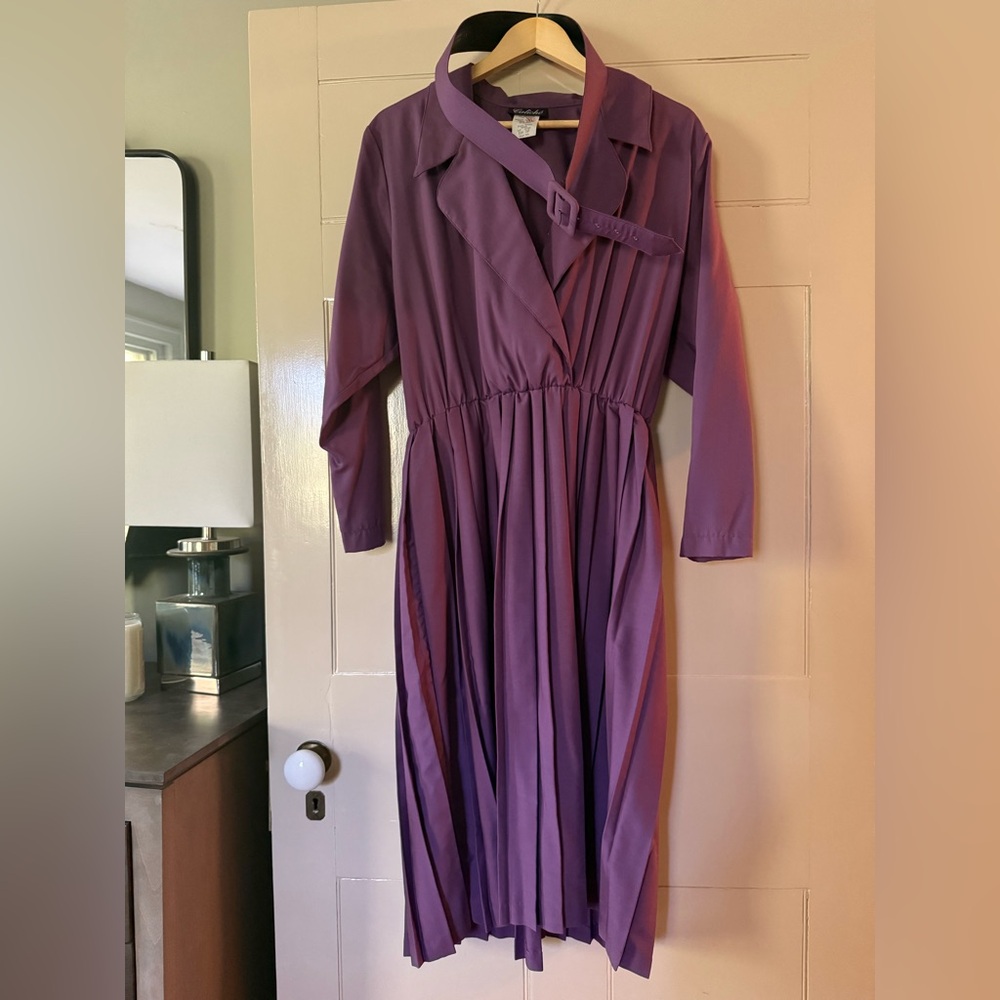 Vintage Purple Women's Dress With Matching Belt